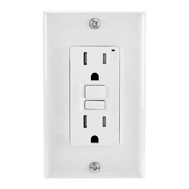 ARMSTRONG 15 Amp 125V Self-Test GFCI Duplex Outlet